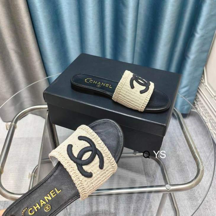 Picture of Chanel Slippers _SKUChanelsz35-40YS03243245
